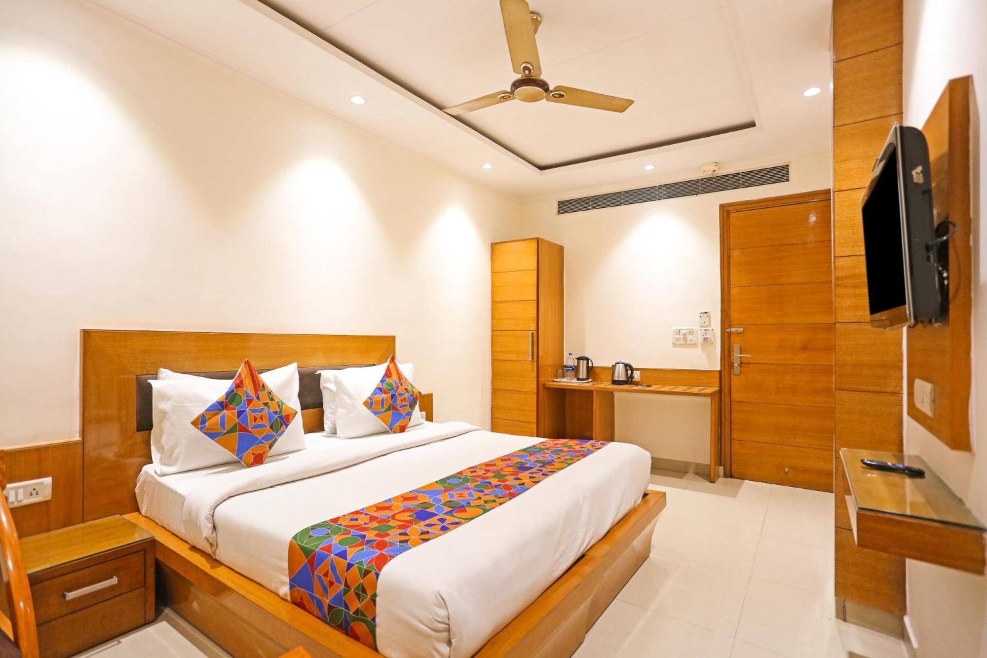 Hotel Fortuner, Karol Bagh, New Delhi Eksteriør bilde